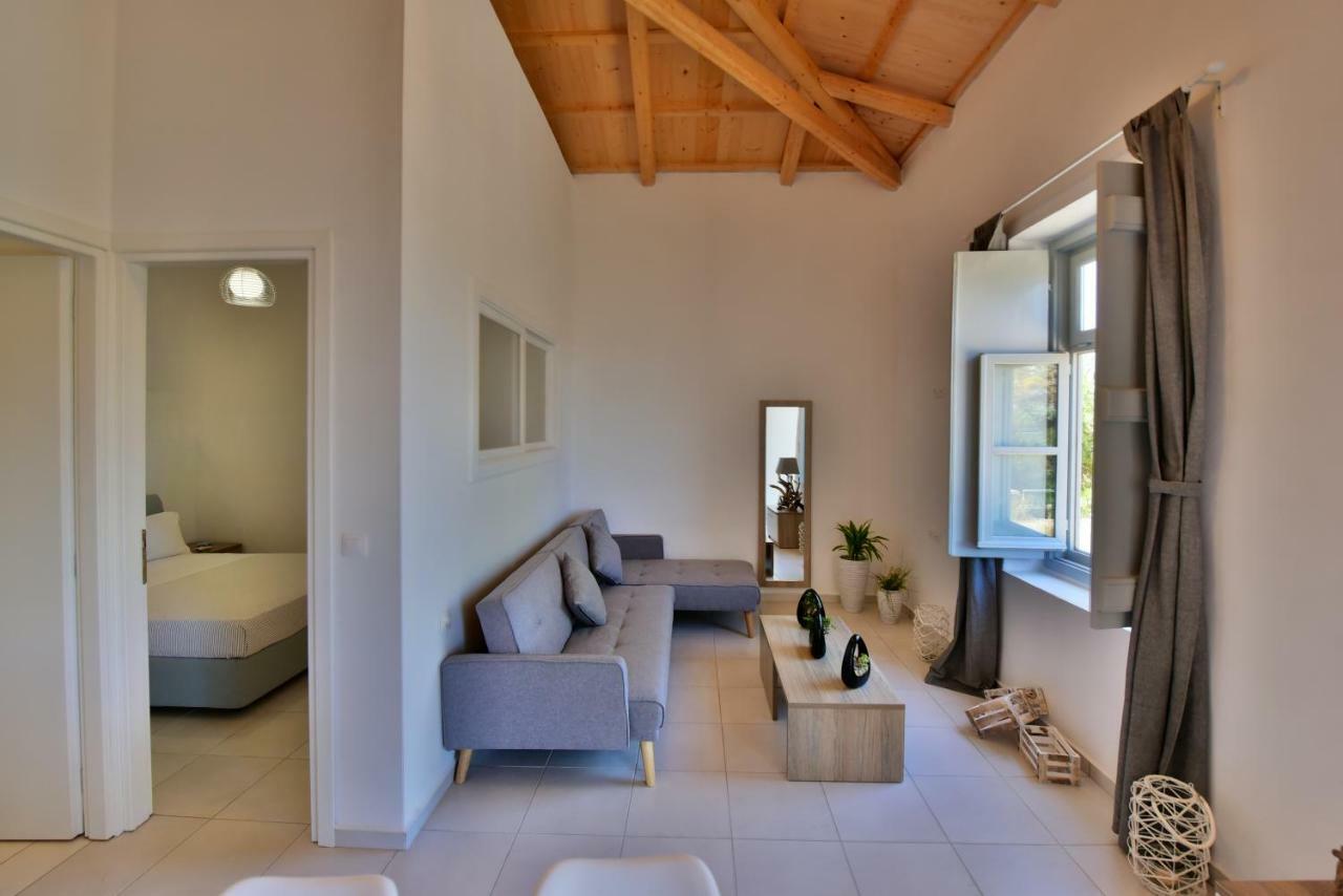 Douskos Beach House Appartement Hydra  Buitenkant foto