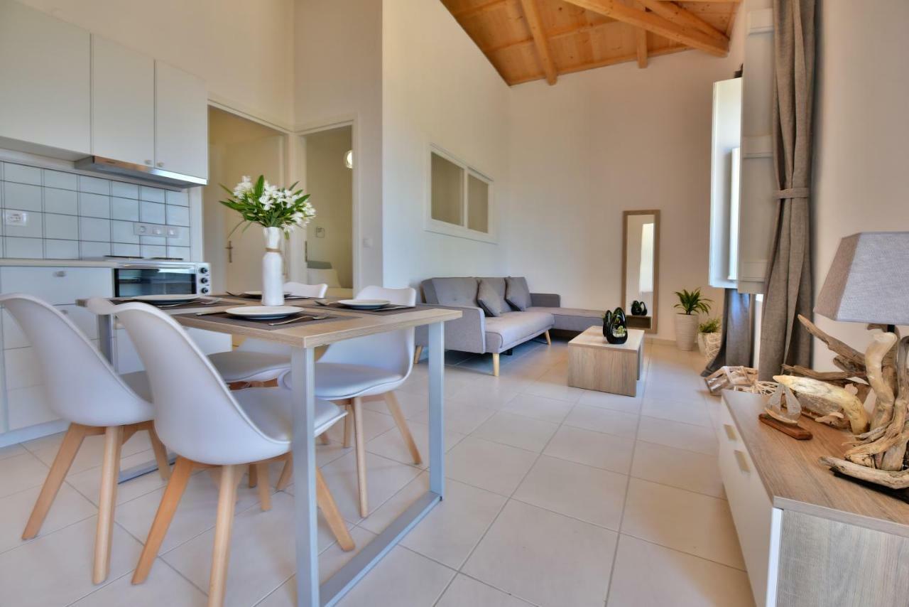 Douskos Beach House Appartement Hydra  Buitenkant foto