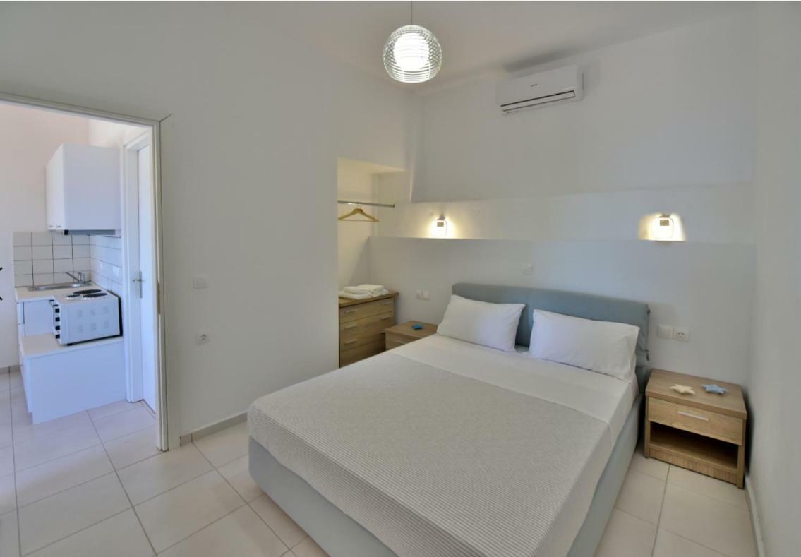 Douskos Beach House Appartement Hydra  Buitenkant foto